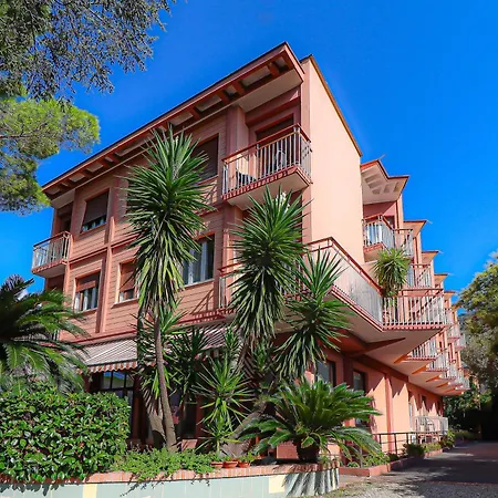 Esperia Hotel