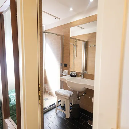 Hotel Esperia Genoa