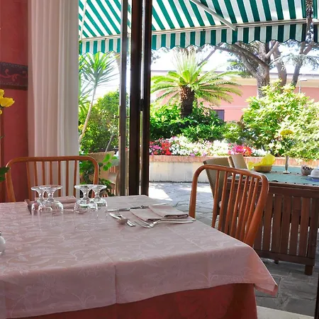 Hotel Esperia Genoa