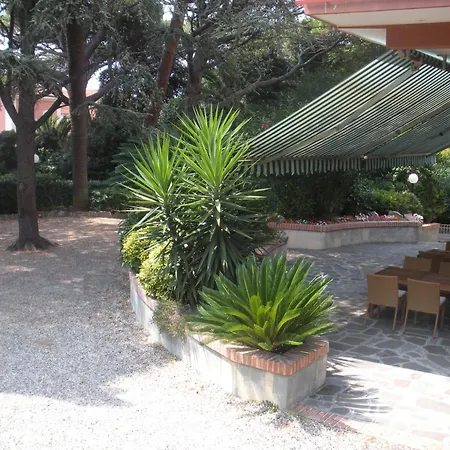 Esperia Genoa