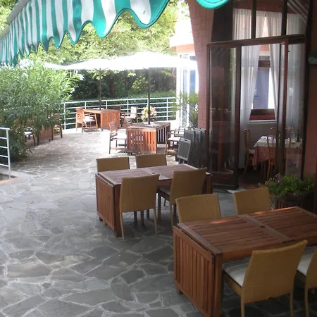 Hotel Esperia Genoa
