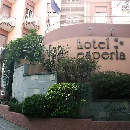 Esperia Hotel