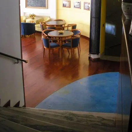 Otel Esperia