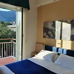 Szálloda Esperia Genova