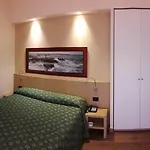 Esperia 3* Genova